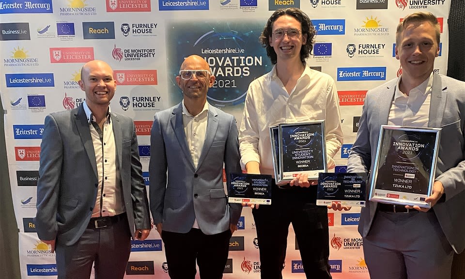 Pete Hitchings Loughborough University Incubator Manager Jason Bradbury and graduate start-up winners Thomas Constant BeoBia and Tom Jelliffe Tzuka
